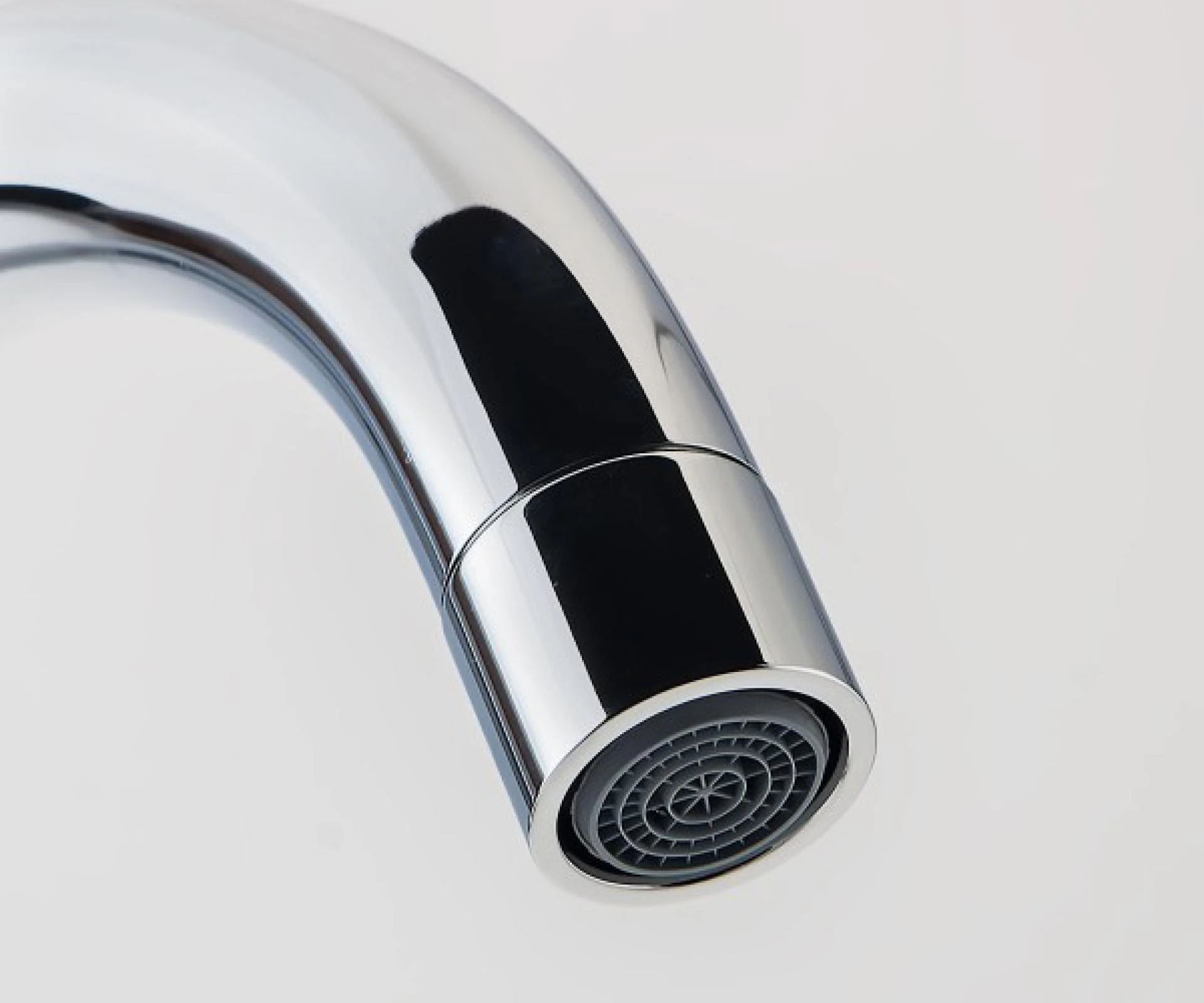 Фото - Смеситель Hansgrohe Logis Classic 71271000 для раковины - Hansgrohe