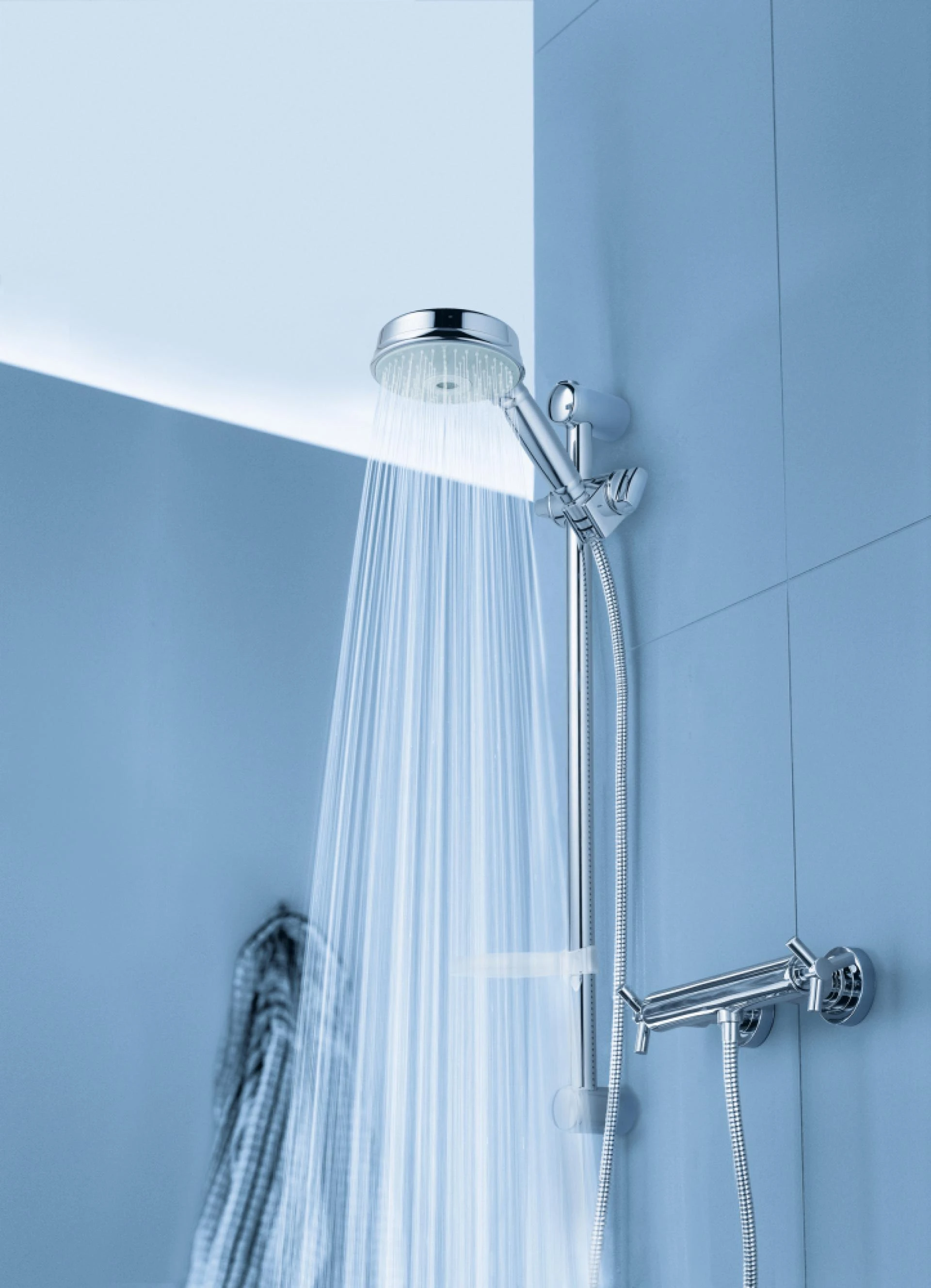 Фото - Тропический душ 680x460 Hansgrohe Raindance Rainmaker 28417000 - Hansgrohe