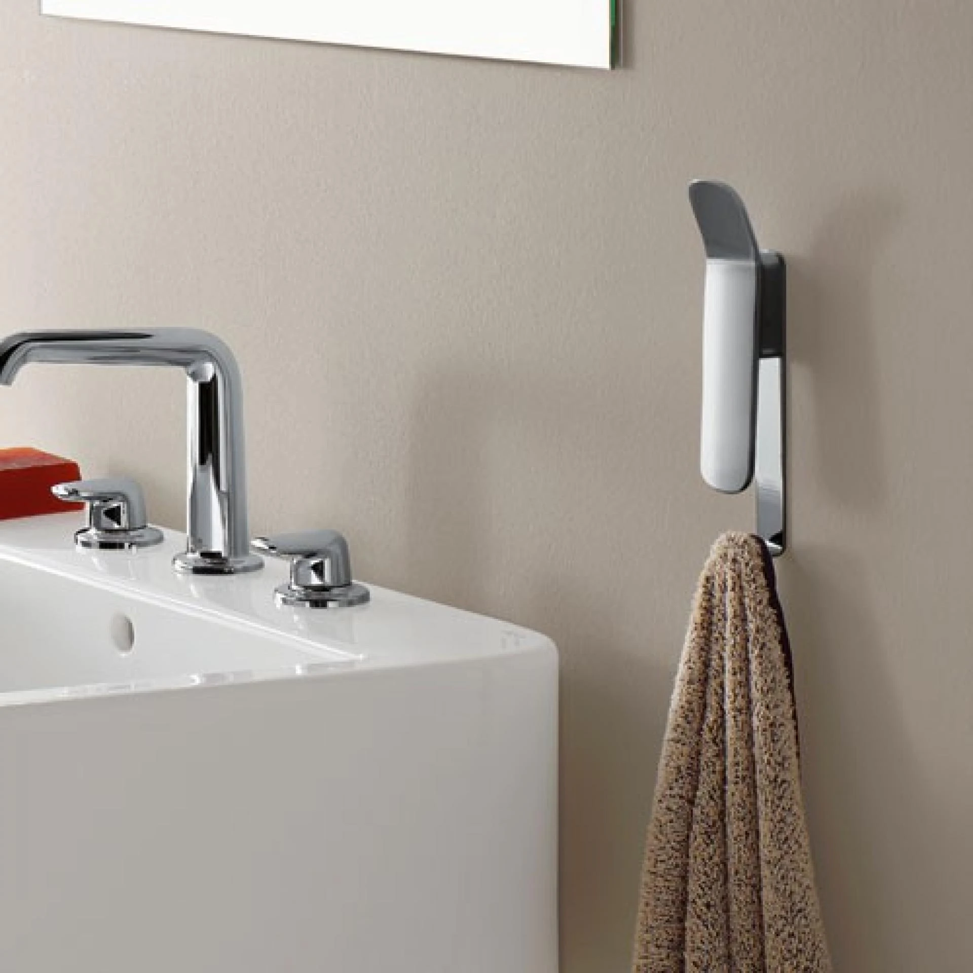 Фото - Крючок Axor Bouroullec 42601000 - Hansgrohe