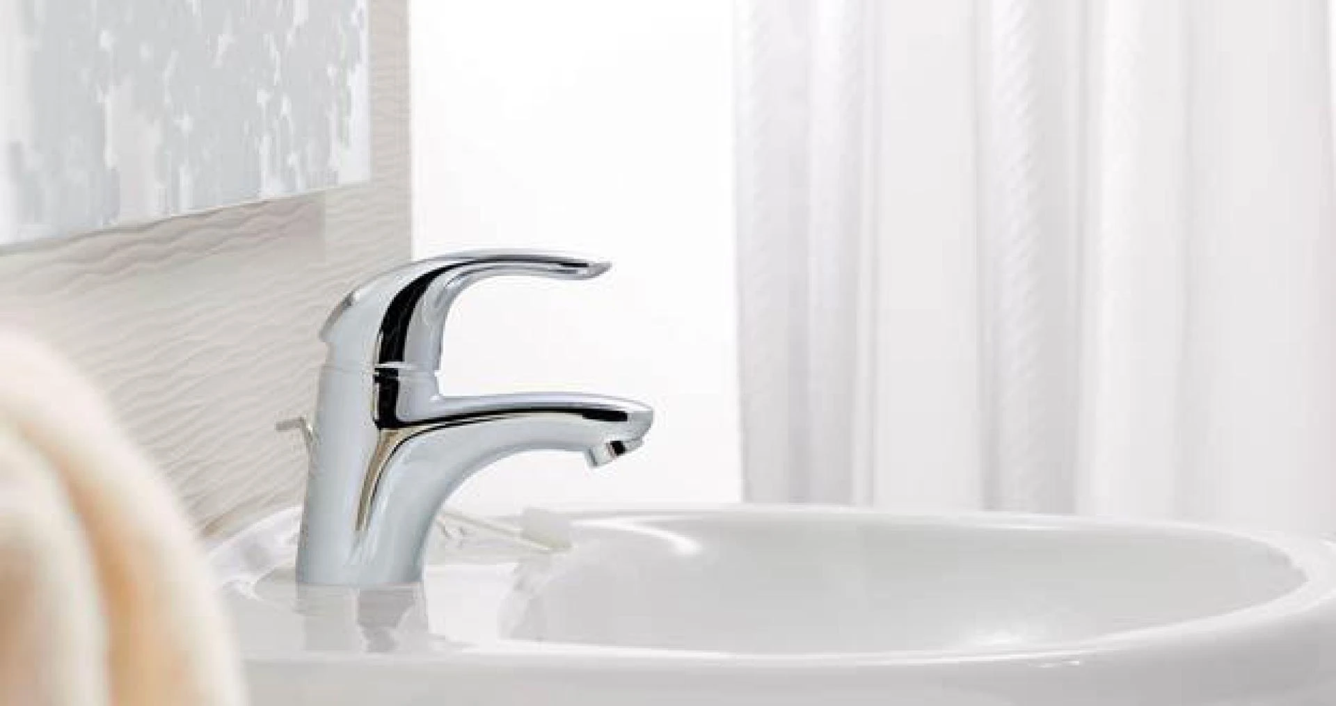 Фото - Смеситель Hansgrohe Focus E 31700000 для раковины - Hansgrohe