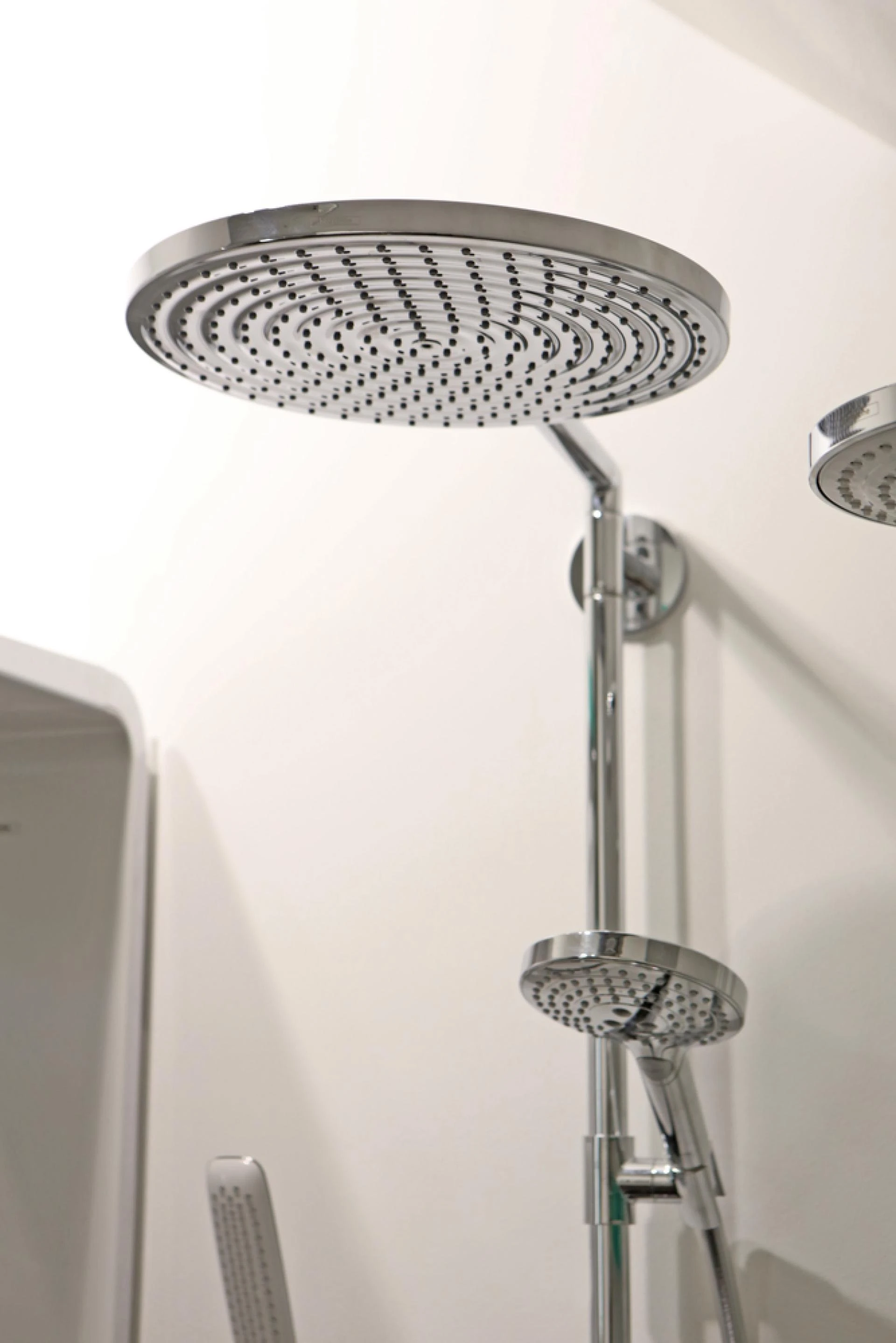 Фото - Душевая стойка Hansgrohe Raindance Select S S300 2jet 27133000 Showerpipe - Hansgrohe