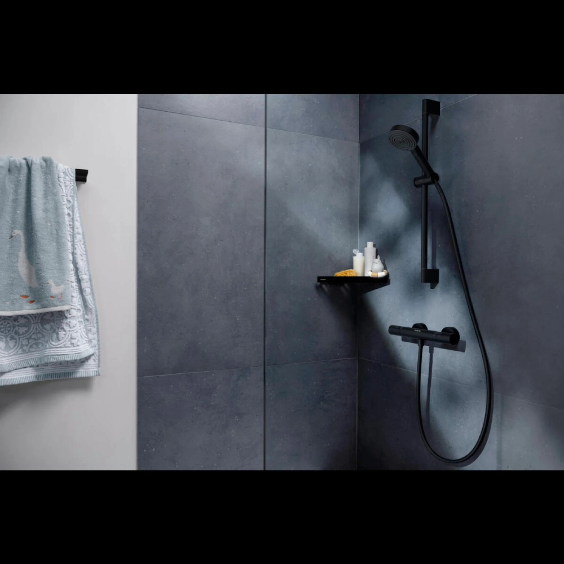 Фото - Душевой комплект Hansgrohe Pulsify Select 24262670 черный матовый - Hansgrohe