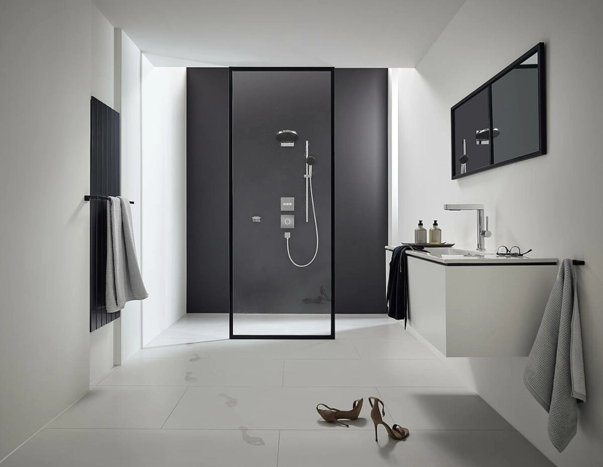 Фото - Смеситель для раковины Hansgrohe Finoris 230 76063000, хром - Hansgrohe