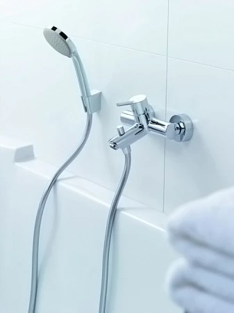 Фото - Смеситель Hansgrohe Talis S2 32440000 для ванны с душем - Hansgrohe