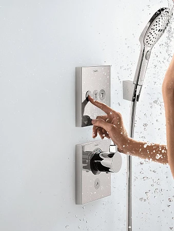 Фото - Термостат Hansgrohe ShowerSelect Highfow 15761000 для душа - Hansgrohe