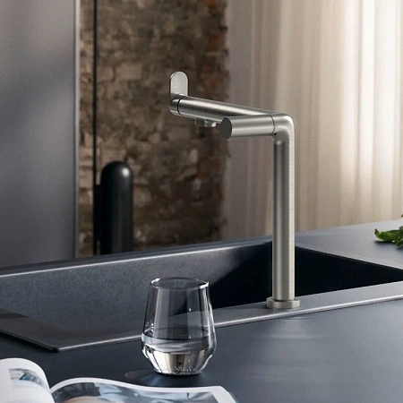 Фото - Смеситель для кухни Hansgrohe Aqittura 76810800 серый - Hansgrohe